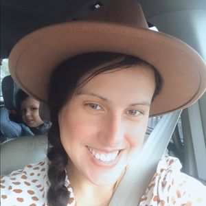 Meet your Posher, Rocio